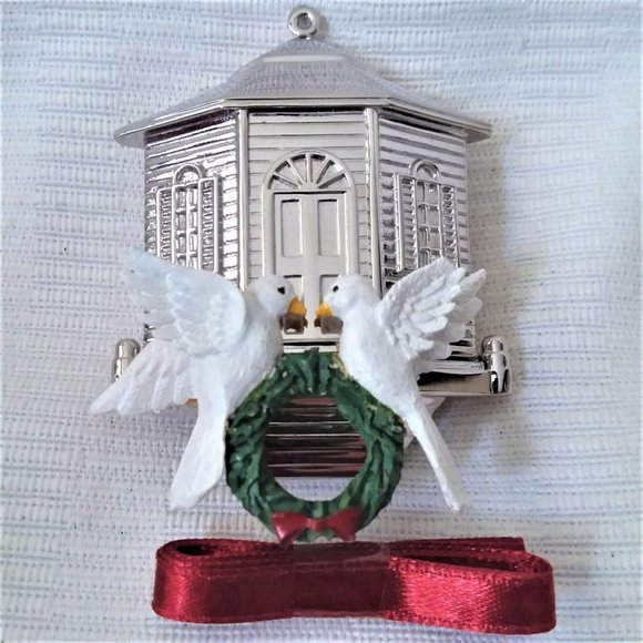 Christmas Ornament VTG Lenox From Our Home To Yours 2002 Silverplated New Doves - Picture 2 of 7